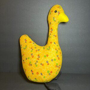VTG 1940s Berea College Student Craft Kentucky Yellow Farmhouse Floral Goose 15"